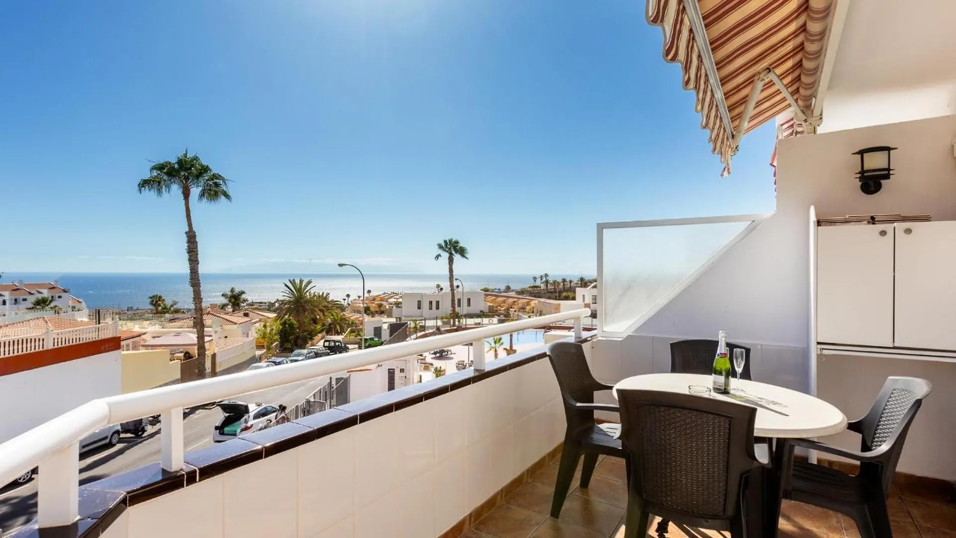 Colina Blanca 209 Precious Apartment Costa Adeje  Spain